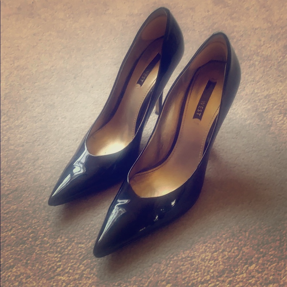 Black Nine West Pumps